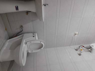 OYO 92386 Shri Hotel Vip