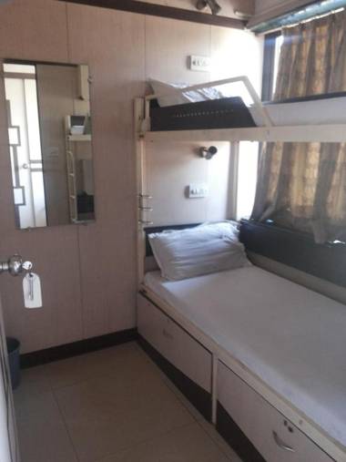 Apollo Guest House