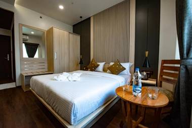 The Royal Palace Hotel 400703