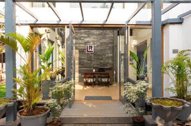 Living Room by Seasons Goa