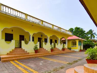 YoYoGoa Cottages