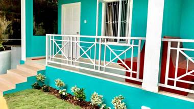 Stan-Inn North Goa Vagator with strong WIFIfree private parking & kitchenette