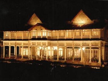 The Palace Belvedere Hotel