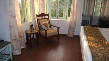 The Bungalows Lake Side Naukuchiatal by Leisure Hotels