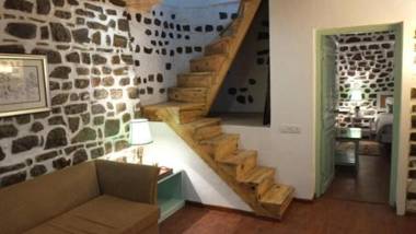 The Bungalows Lake Side Naukuchiatal by Leisure Hotels