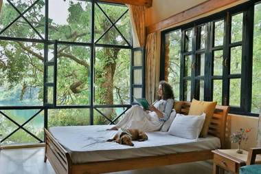 Latitude 29 By The Lake Resort