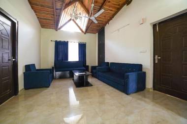 OYO 48406 Hotel Dark Clouds