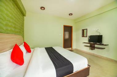 Capital O 69343 Srkheavens Inn