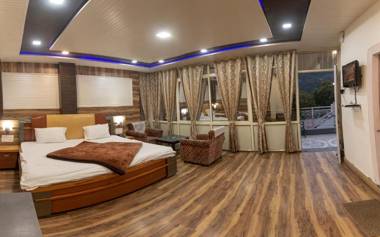 India Hotel - Hotel on Mall Road Nainital