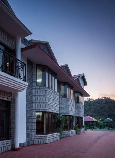 Goroomgo Silver Tree Inn Bhimtal