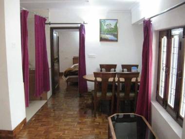 Goroomgo Colonel Cottage Lake View Nainital