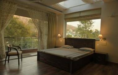 Celestial Rhapsody Naukuchiatal