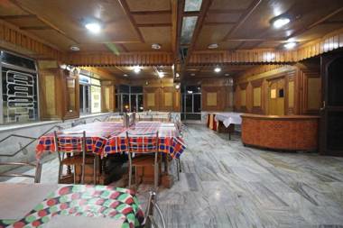 OYO 4934 Hotel Arsh International