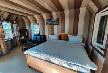 Hotel Surya Lake view