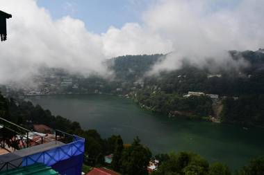 Nainital Hives Nature's Sprout