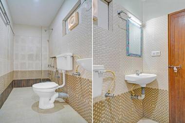 SPOT ON 80985 Metro Residency