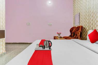 OYO Flagship 93333 K D Guest House