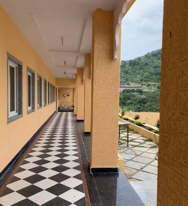 Krishna restaurants and resort