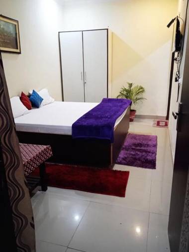 RCS Residency And Guest House