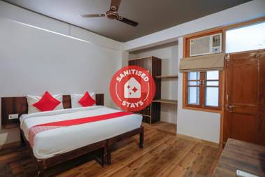 OYO 74939 Star Residency