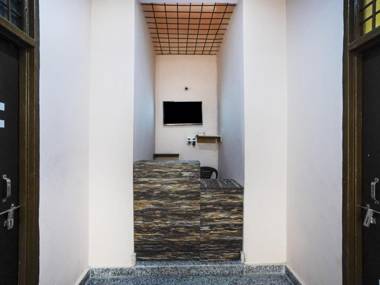 OYO 76046 Globe House