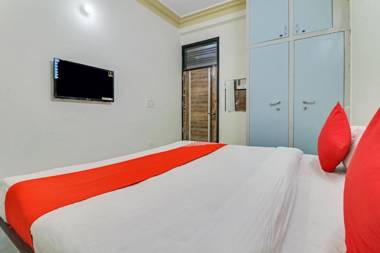 OYO Flagship 76142 Sweet Home