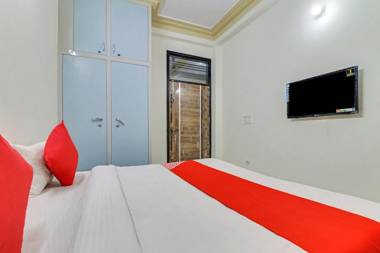 OYO Flagship 76142 Sweet Home