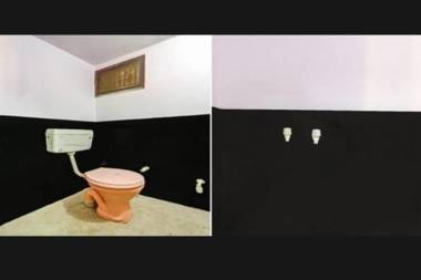 OYO 84421 Hotel Hometown