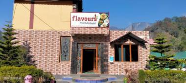 Flavours Restaurant And Resort " A unit of sidhbali restaurant "