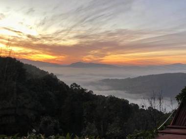 Oak Grove Inn (Lansdowne)