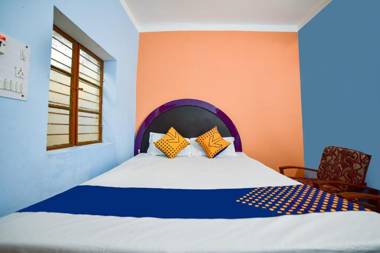 SPOT ON 64844 Shashi Prabha Palace