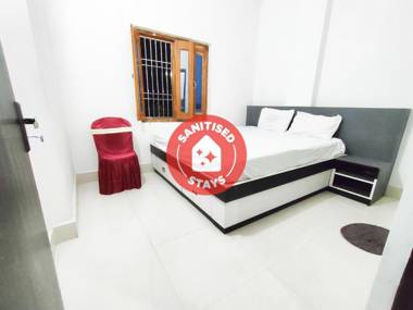 SPOT ON 87675 Hotel Meera Dham