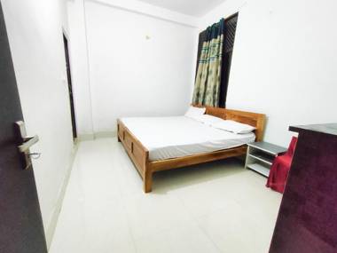 SPOT ON 87675 Hotel Meera Dham