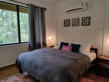 Saccharum Safari Lodge