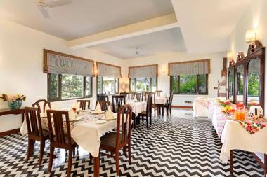 7 Pines - " An English Retreat" Kasauli by Leisure Hotels