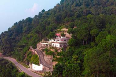 StayVista at Villa Woodside Meadows