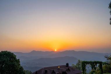 StayVista at Floradale