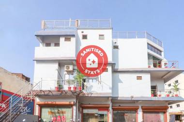 SPOT ON 62709 Hotel Rainbow