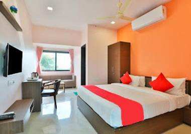 Saanvi Resort