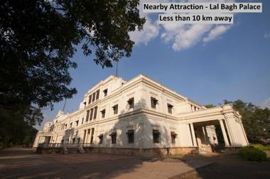 OYO HOME 83599 Hotel Jagmani Palace Bar & Restaurant