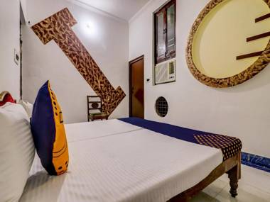 SPOT ON 66601 Hotel Kasturi Plaza