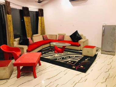 OYO 90375 Riyasat Cottage