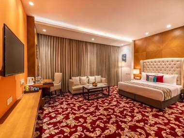 Divine Clarks Inn Suites