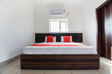 OYO 62051 Hotel Bhardwaj