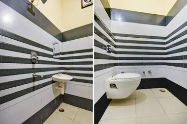 OYO 72793 Hotel Sarovar