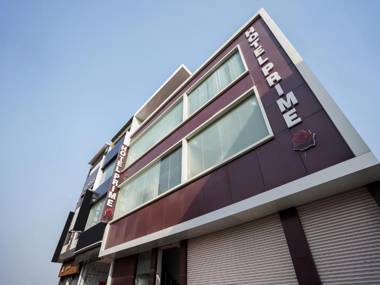 OYO 84301 Hotel Prime Rose