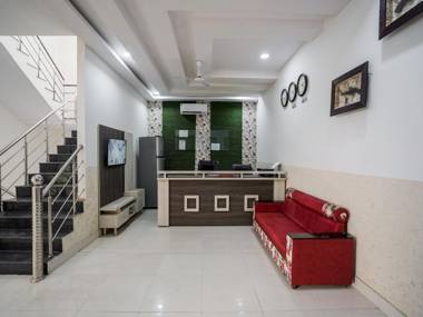 OYO 84301 Hotel Prime Rose