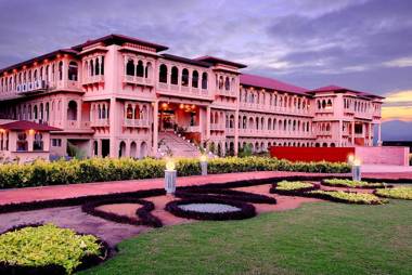 Holiday Village Resort & Spa