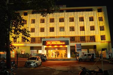 Hotel Polo Max Allahabad