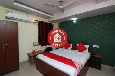 OYO 9945 Hotel R INN